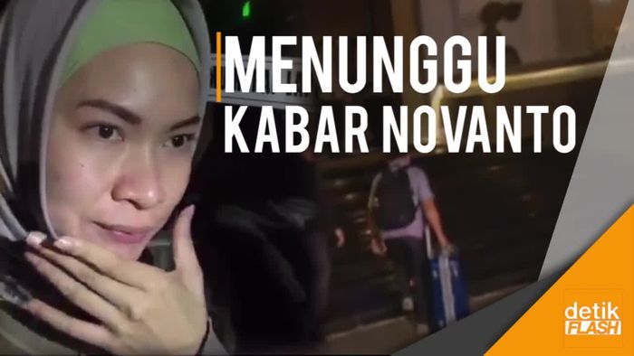 Perempuan Muda dan Koper Biru di Rumah Novanto