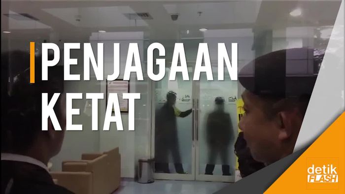 Situasi Pengamanan Novanto di Klinik Eksekutif RSCM Kencana