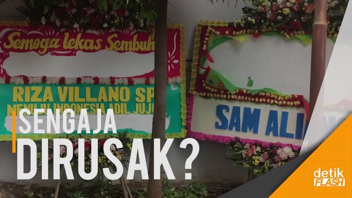 Ups... Karangan Bunga Bernada Satire Buat Novanto Rusak  
