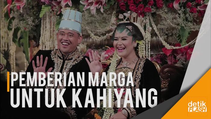 Upacara Adat Menanti Kahiyang-Bobby di Medan