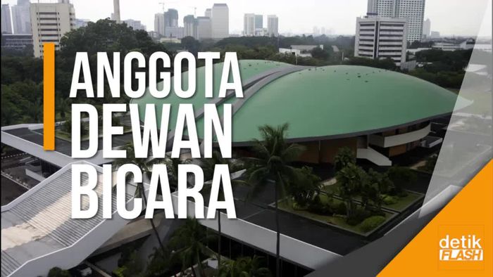 Masih Pantaskah Novanto Duduk di Kursi Ketua DPR?