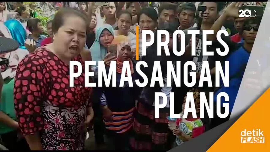 Saat Emak-emak di Pulau Pari Protes Keras 
