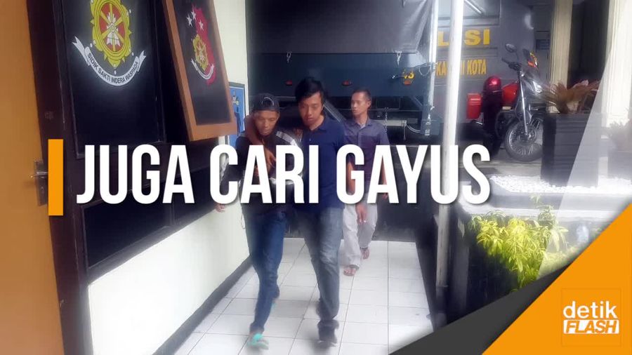 Anak Punk ini Bikin Geger Kantor Polisi karena Teriak Cari Novanto