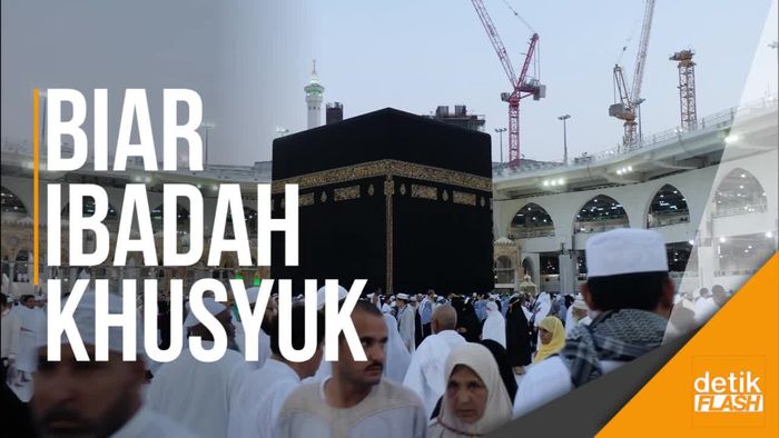Jemaah... Kini Selfie di Depan Kakbah dan Masjid Nabawi Dilarang!