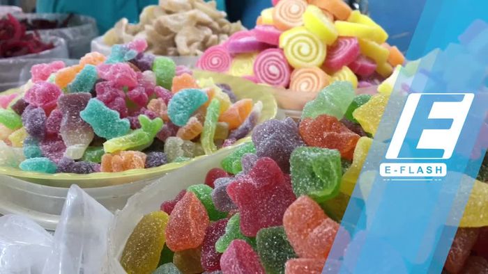 Mumer! Warna-warni Manisan Asinan di Pajak Rame 