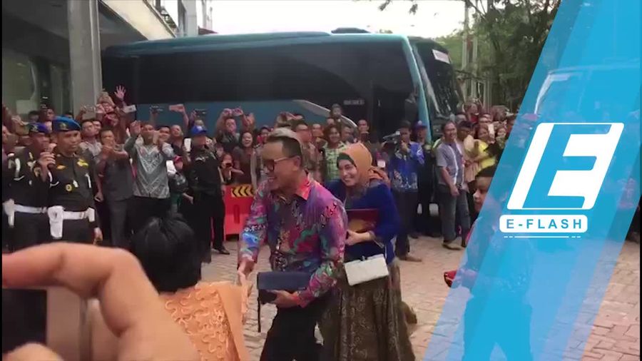 Datang ke Medan, Ini Doa Para Artis untuk Kahiyang-Bobby