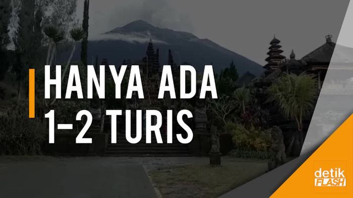 Sunyinya Pura Besakih di Tengah Erupsi Gunung Agung