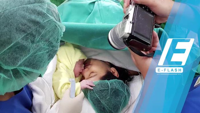 Titi Kamal dan Christian Sugiono Dikaruniai Anak Kedua
