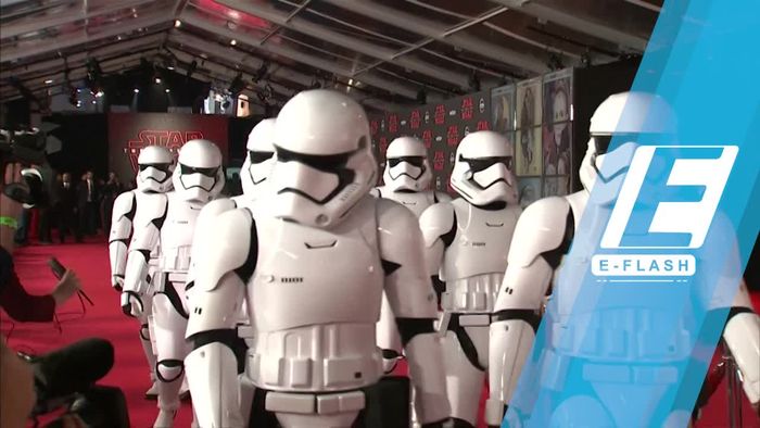 Meriah, Premiere Star Wars: The Last Jedi Dihadiri Robot
