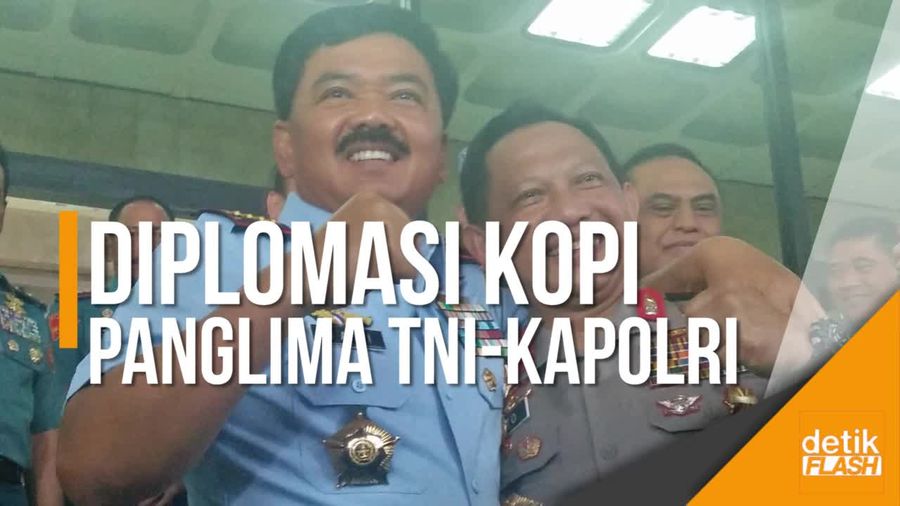 Panglima TNI Ajak Kapolri Ngopi Bareng di Darat, Laut, dan Udara