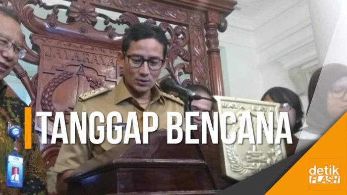 Hadapi Cuaca Ekstrem, Sandiaga Galang Masyarakat dan Relawan
