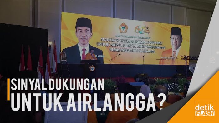 Saat Agung Laksono Sapa Airlangga Caketum Golkar di Depan Idrus