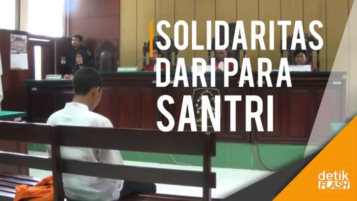 Sidang Santri Tertuduh Penadah HP Curian Kembali Didatangi Massa
