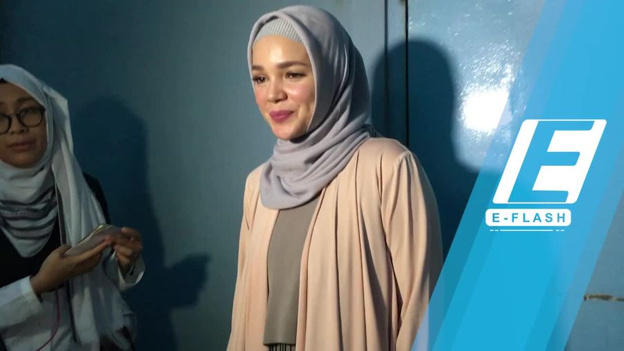 Lanjutkan Pendidikan Jadi Resolusi Dewi Sandra di 2018