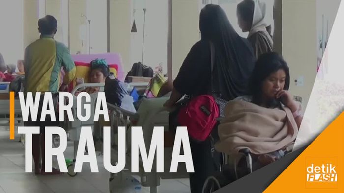 Traumanya Warga Tasikmalaya Usai Dihantam Gempa 6,9 SR