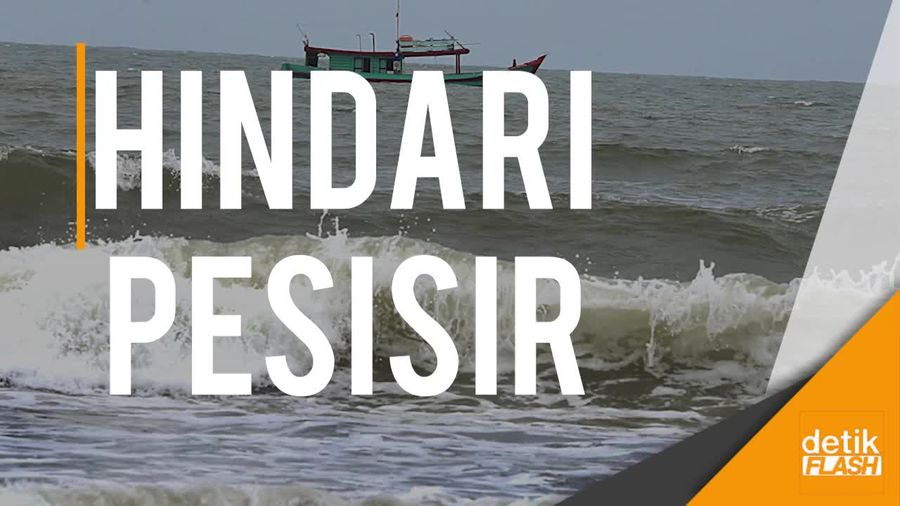 Khawatir Tsunami, Warga Tinggalkan Pangandaran