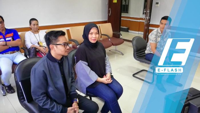 Sama-sama Move On, Aldi Taher dan Georgia Sepakat Bercerai