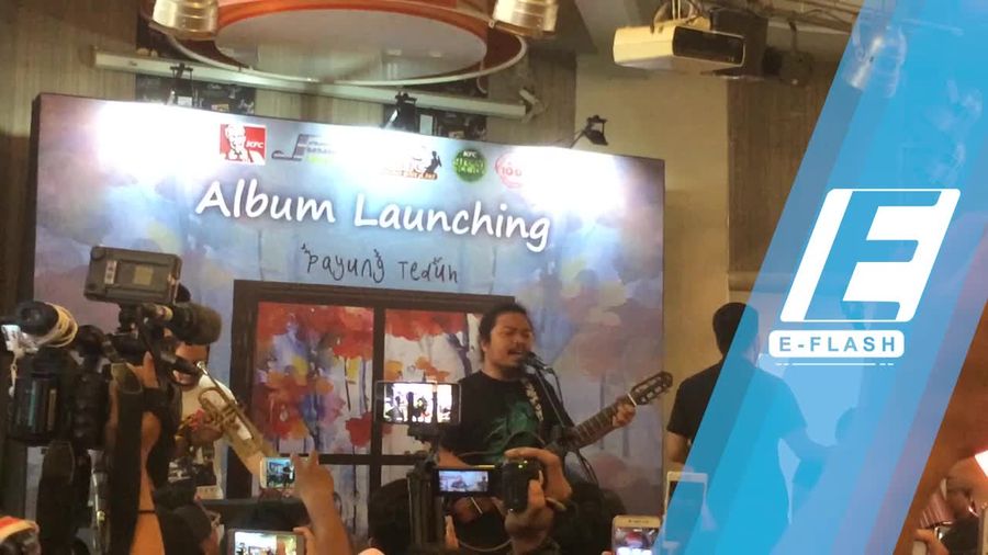 Bukan Cuma Is yang Akan Keluar dari Payung Teduh