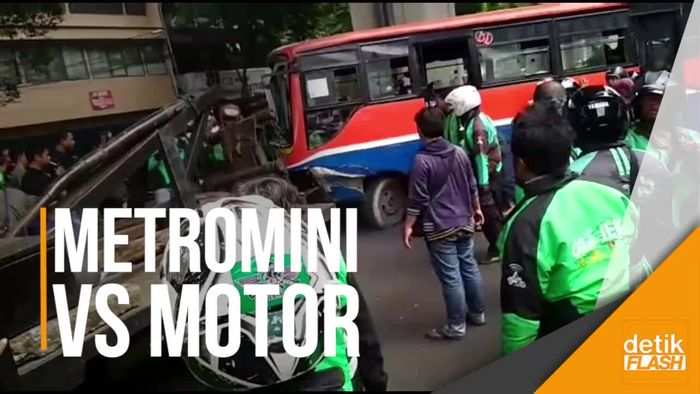 Cerita Saksi dan Suasana Evakuasi Korban Tertabrak Metromini 69