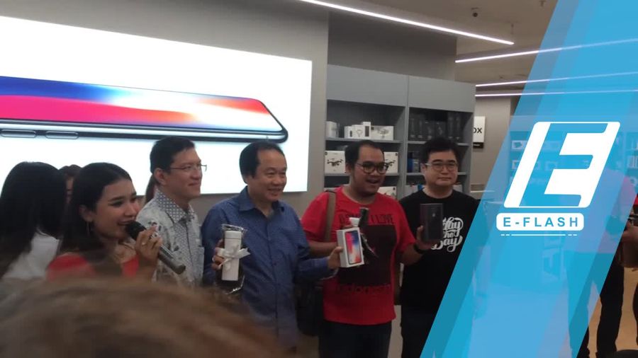 Antusiasme Fanboy Indonesia Berburu iPhone 8 dan iPhone X