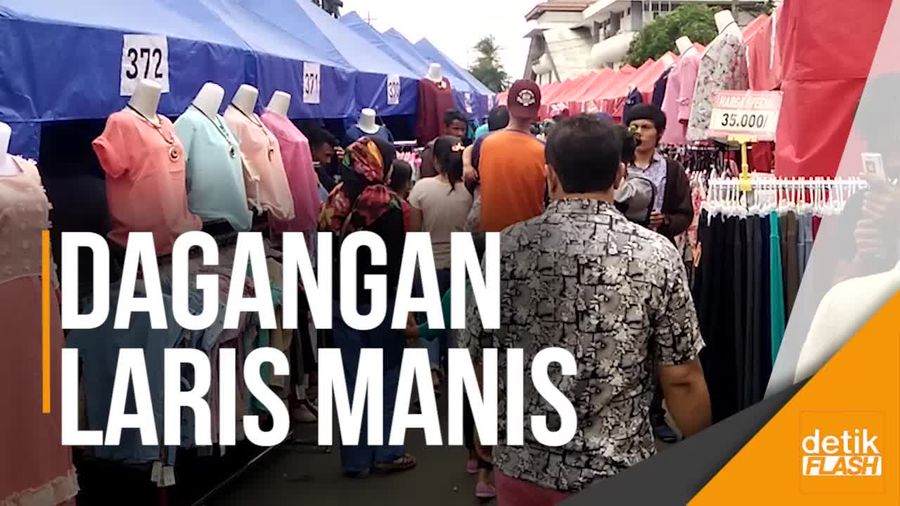Keramaian PKL Tanah Abang di Hari Kedua Penataan