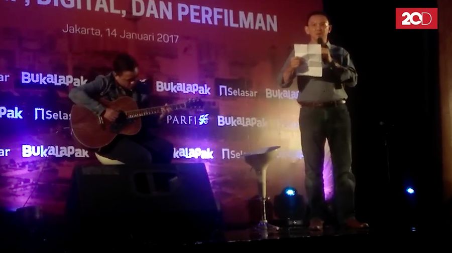 Saat Ahok Bacakan Sebuah Puisi Karya Gus Mus