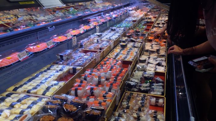 Makan Sushi Murah Yuk!