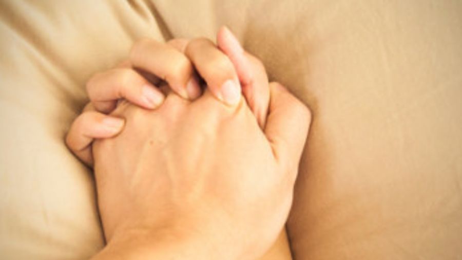 Ini 4 Ciri Wanita Palsukan Orgasme