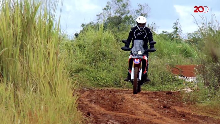 Motor Bagi Sang Petualang Sejati