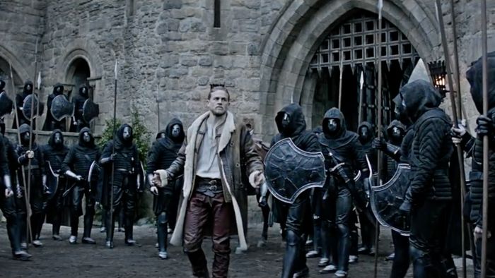 Muka Seram David Beckham di Film King Arthur: Legend of The Sword