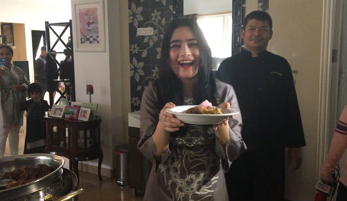 Mbak Prilly Biasa Clean Eating, Saat Lebaran Makan Apa Ya?