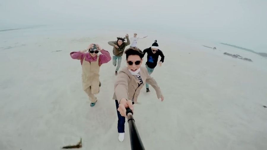 G-Dragon Ikut Minta Maaf Atas Skandal Narkoba T.O.P Bigbang