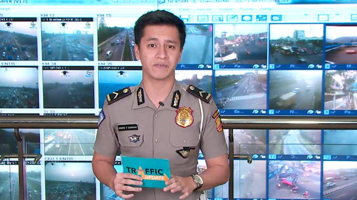  Traffic Update: Penumpukan Kendaraan di Cawang Arah Jatiwaringin 