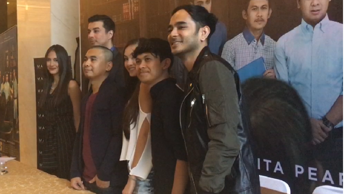 Raditya Dika Gaet Pevita Pearce dan Aktor Thailand di The Guys