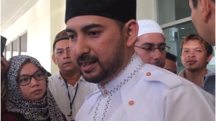 Ustaz Al Habsyi Tak Ingin Cerai, Ini Kata Pengacara Putri Aisyah