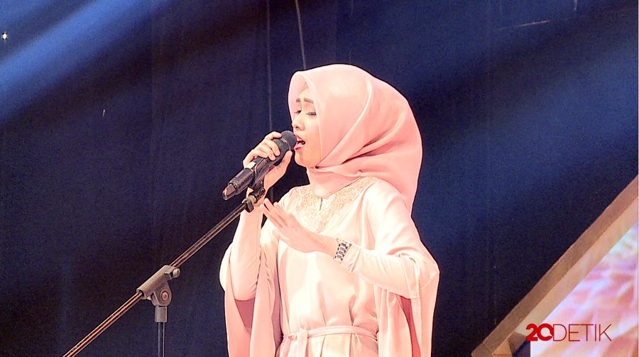 50 Besar Sunsilk Hijab Hunt 2017 - Marsa Amalia