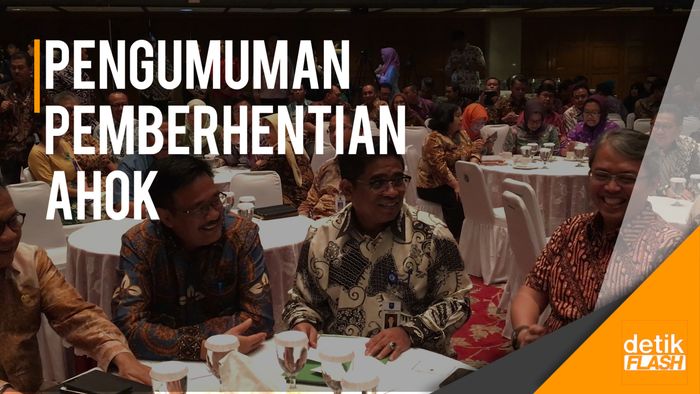 Menanti Pengumuman Pemberhentian Ahok oleh DPRD