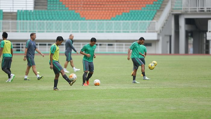 Alfred Riedl: Kami akan Lakukan Apapun untuk Menang!