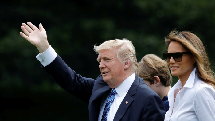 Melania Tanggapi Gosip Selingkuh dari Donald Trump