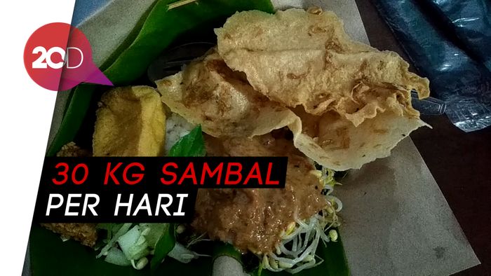 Pecel Mbok Bari, Kuliner Legendaris di Blitar