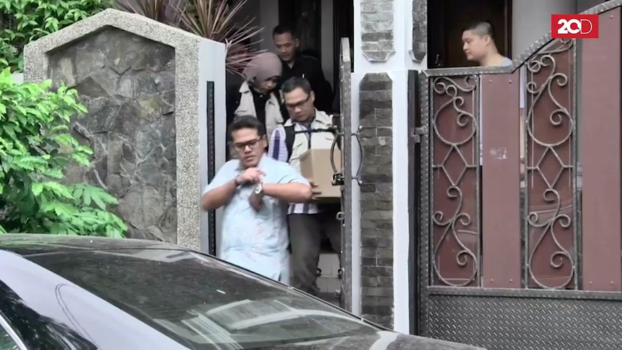 Apa Isi Boks dan Koper yang Dibawa KPK dari Rumah Patrialis?  