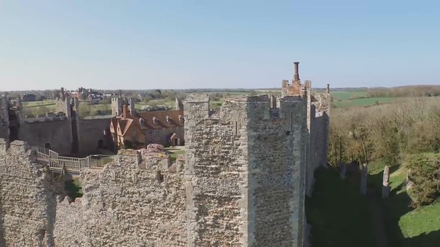 Serunya Wisata ke Castle on The Hill Ed Sheeran