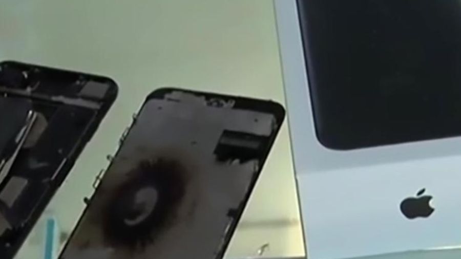 iPhone 7 Milik Perempuan ini Meledak Saat Di-charge di Kamar