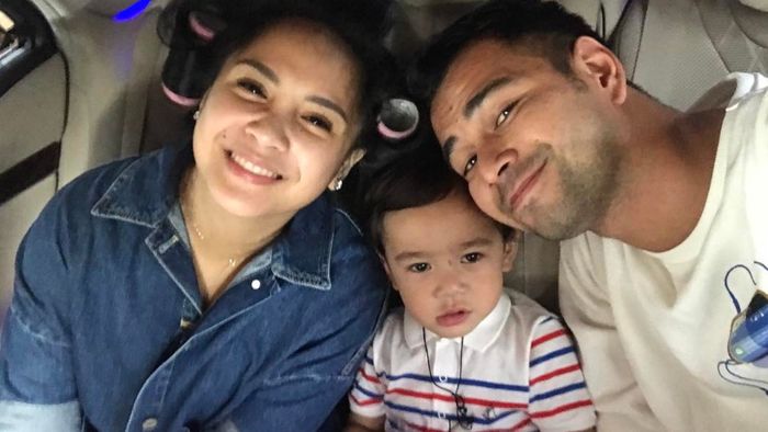 Gemas! Saat Raffi Ahmad dan Nagita Cium Mesra Rafathar