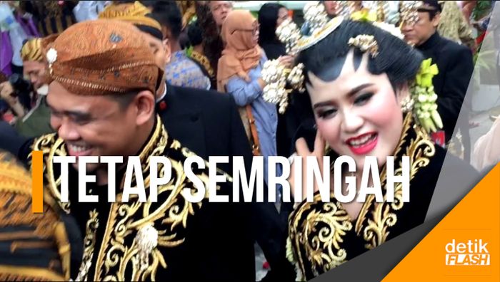Keceriaan Bobby-Kahiyang saat Jadi Rebutan Selfie 
