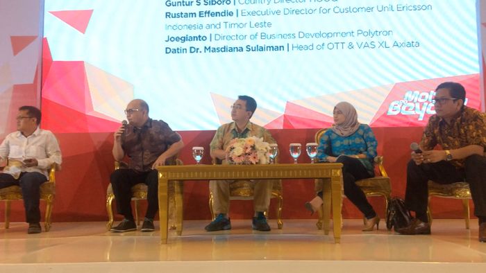 Melihat Perkembangan Teknologi Bersama SMG
