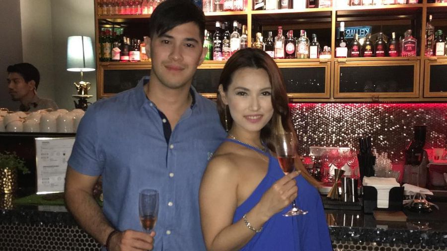 Tampil Seksi Saat Berlibur ke Malaysia, Miyabi Dikecam