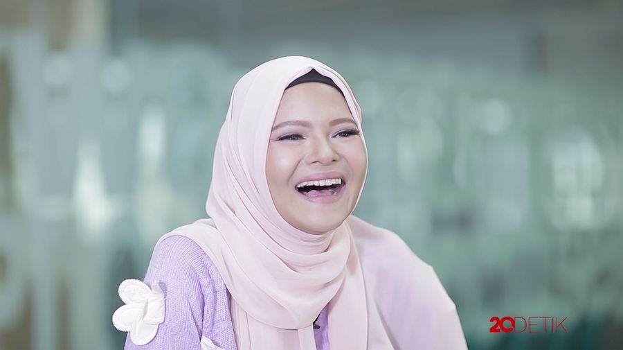 Sebelum Jadi Penyanyi Terry Pernah Jadi Model