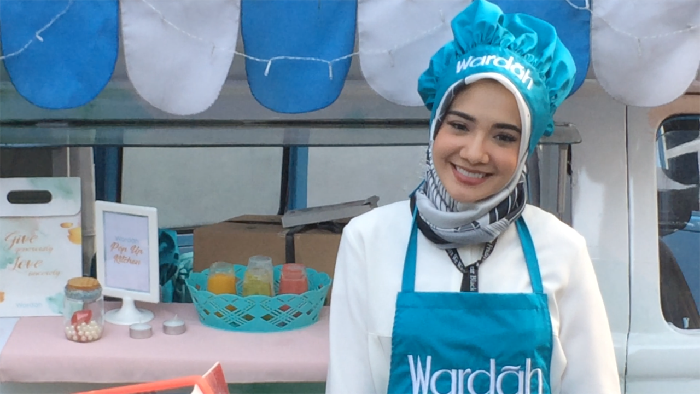 Makna Berbagi Bagi Zaskia Sungkar