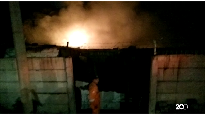 Gudang Biji Plastik di Bantargebang Terbakar Hebat